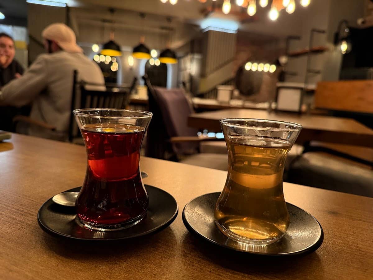 Mivan Restaurant Cafe