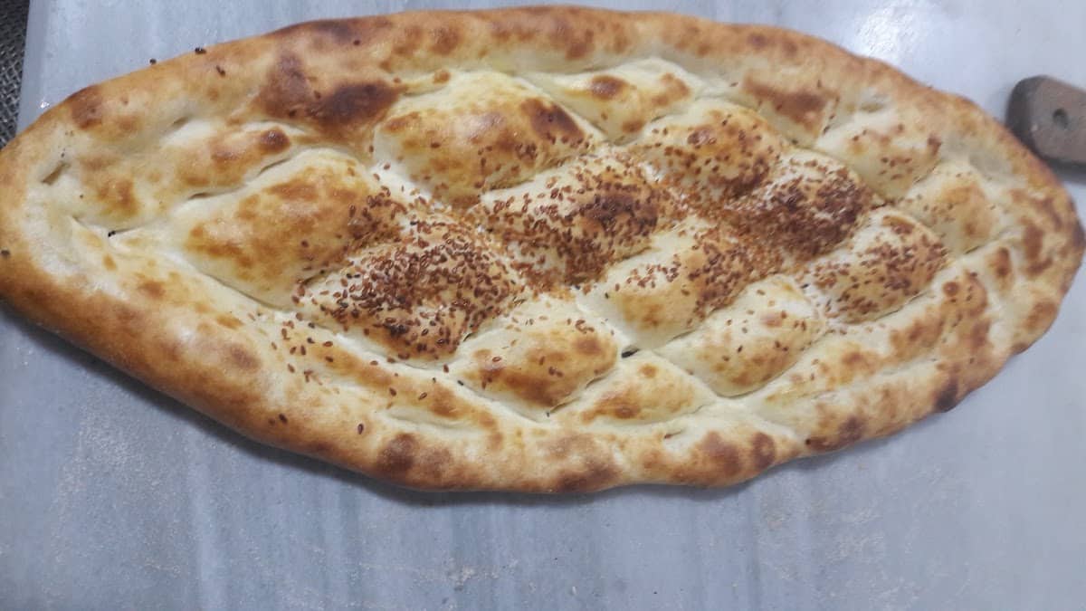 Hicret Pide Lavaş & Lahmacun Evcil Lahmacun Tırnaklı Pide Güveç Pişirme Fırnı