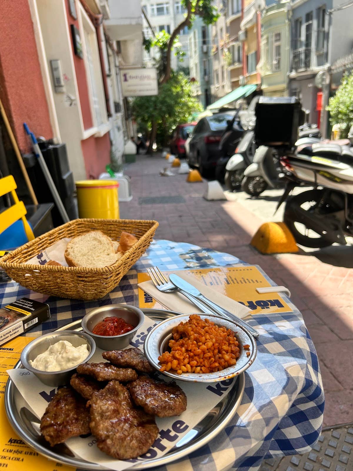 Köfte Cihangir Street Food